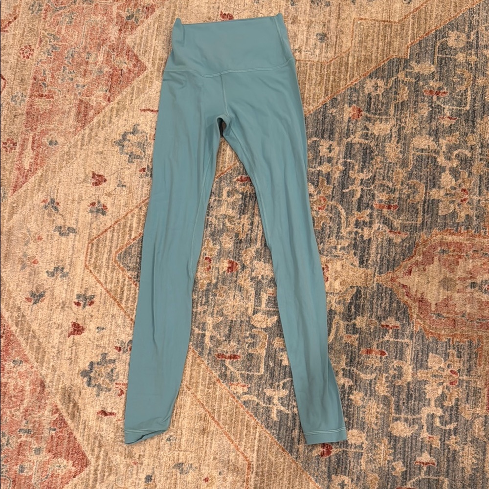 Lululemon 28in align leggings